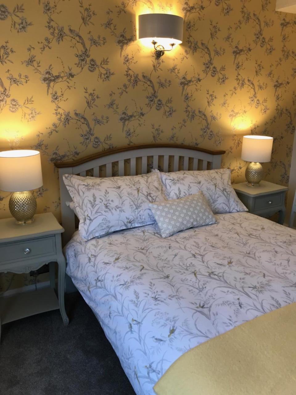 Holden House Guest house
